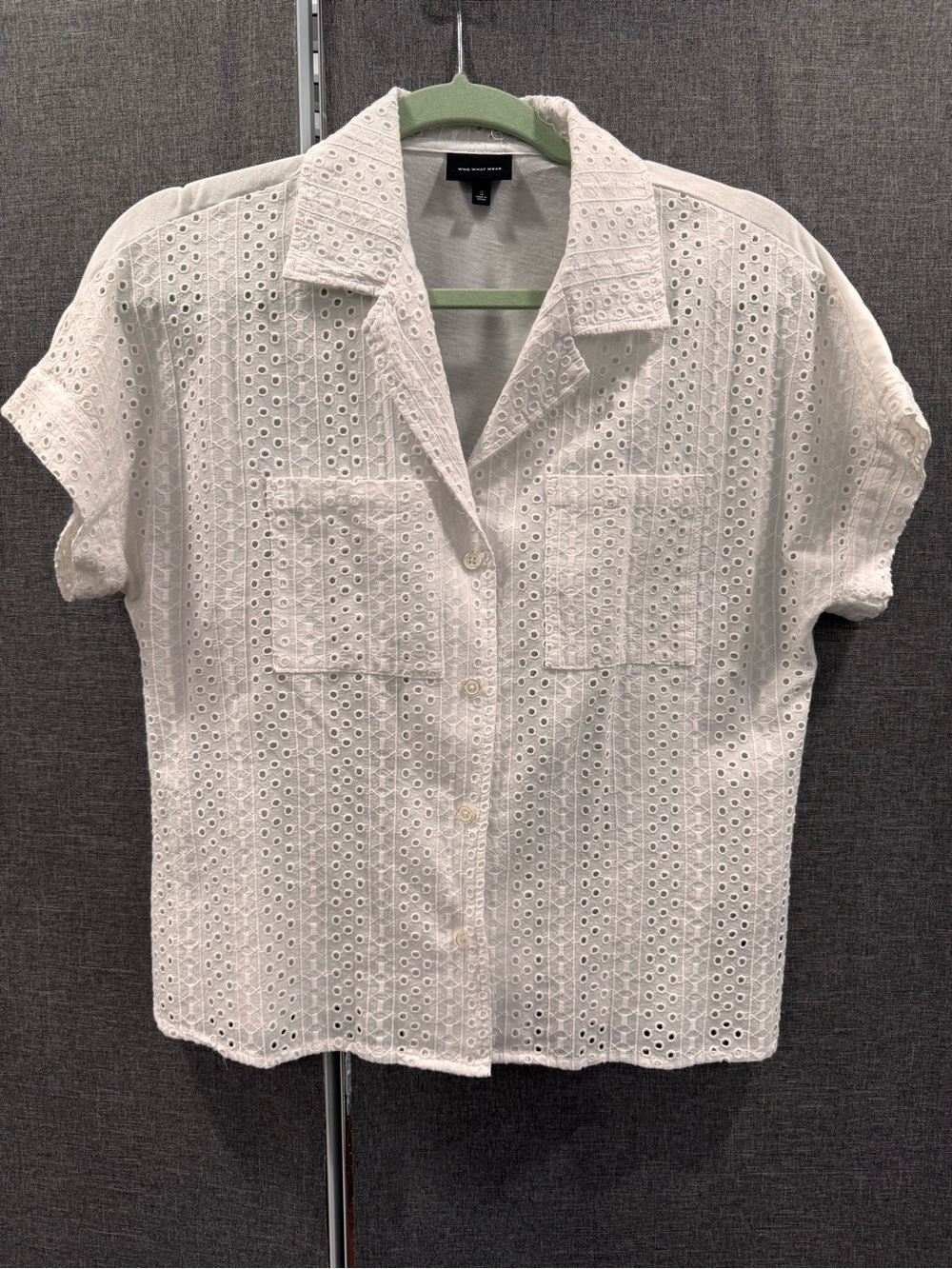 Who What Wear White Eyelet Button-Front Short Sleeve Shirt